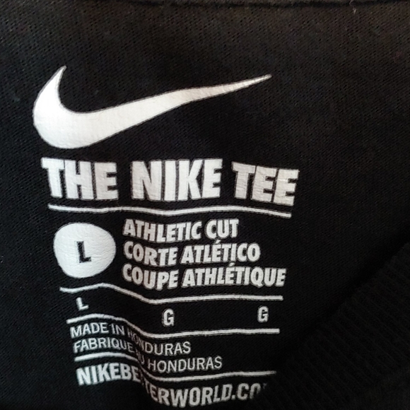 Nike Athletic Cut T-shirt - Picture 6 of 7